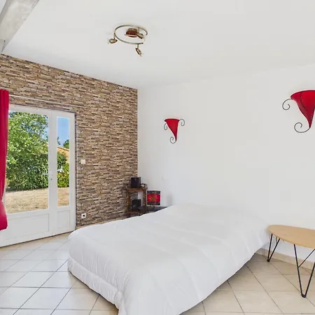 Maison Et Jardin Pour 3 Proche Plage בית נופש *